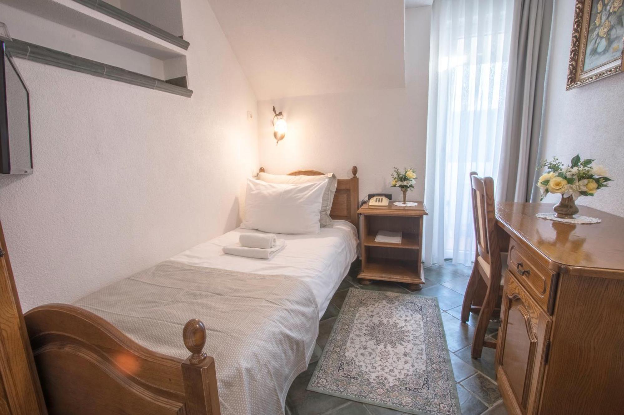 Jagodic Garni Hotel Cerklje na Gorenjskem Rom bilde