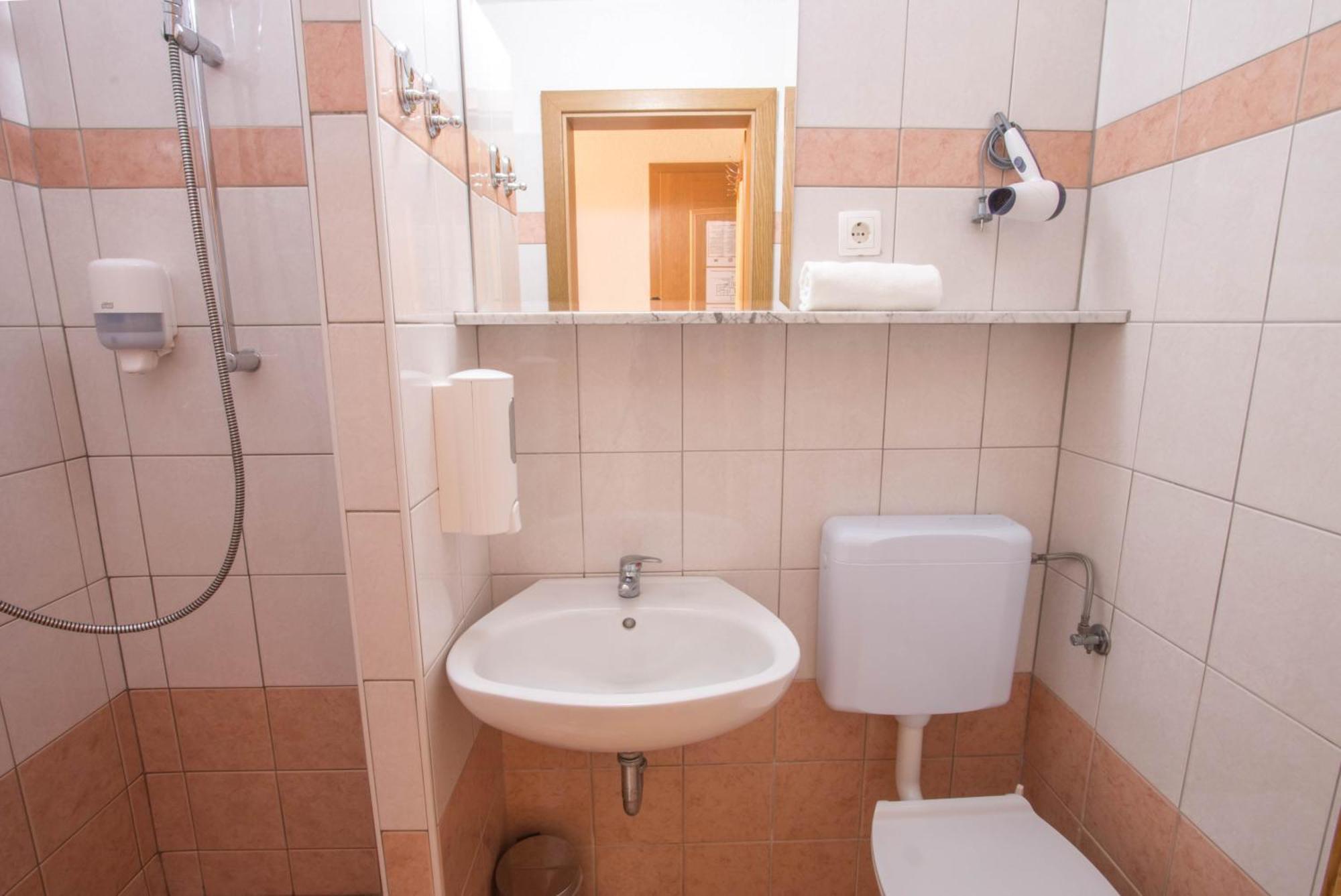 Jagodic Garni Hotel Cerklje na Gorenjskem Rom bilde