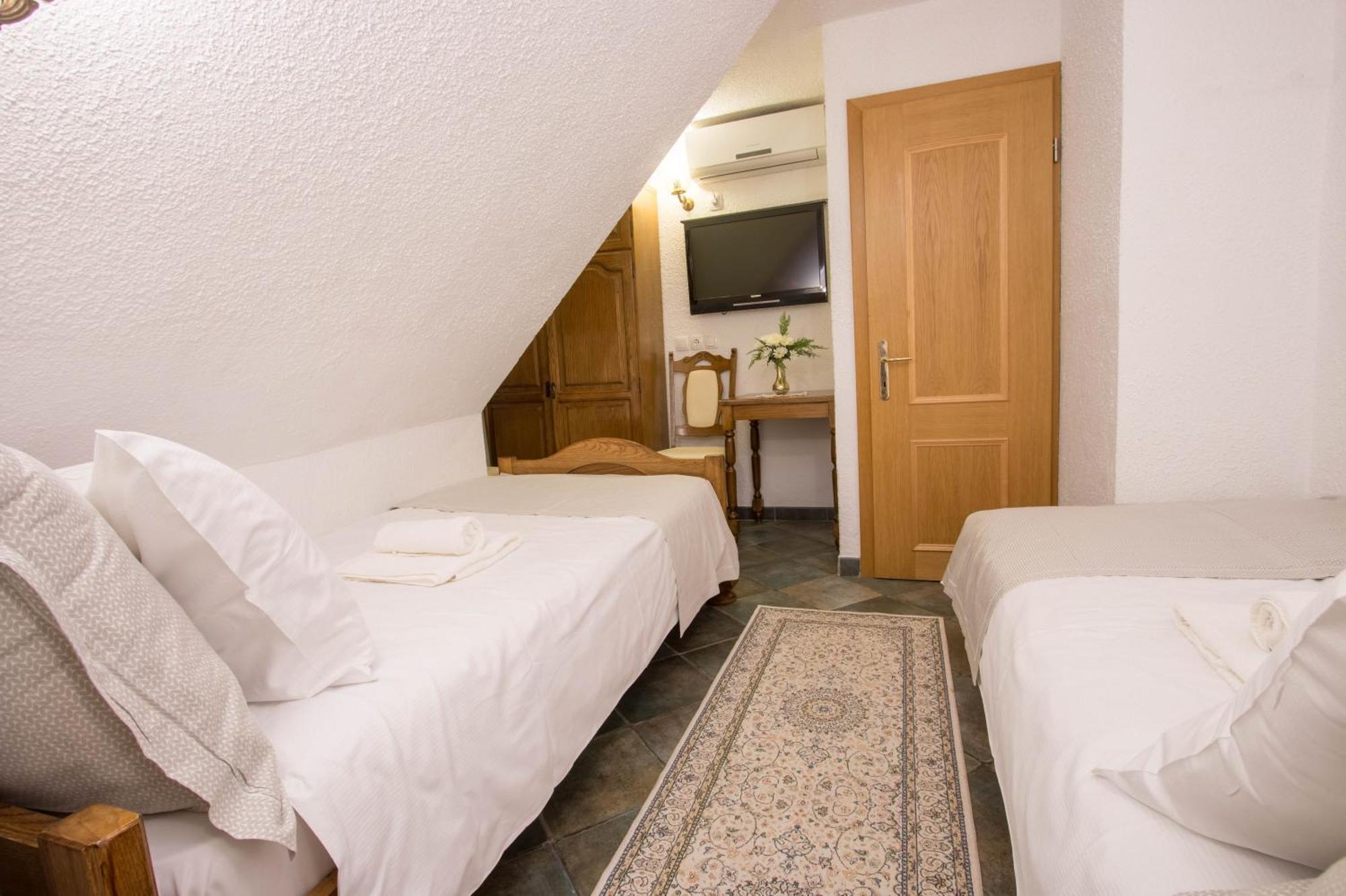 Jagodic Garni Hotel Cerklje na Gorenjskem Rom bilde