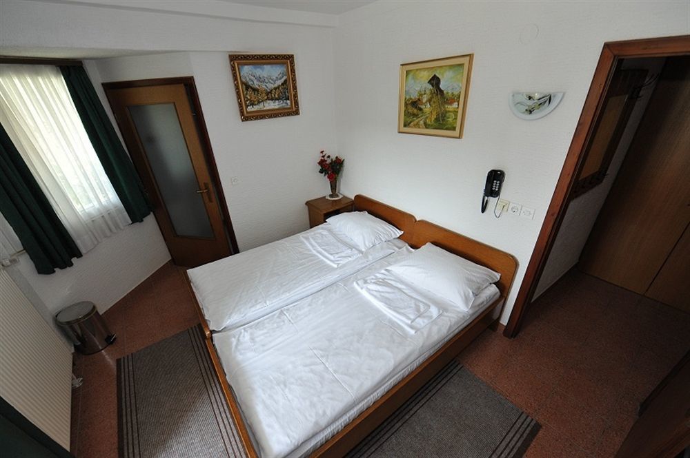 Jagodic Garni Hotel Cerklje na Gorenjskem Eksteriør bilde